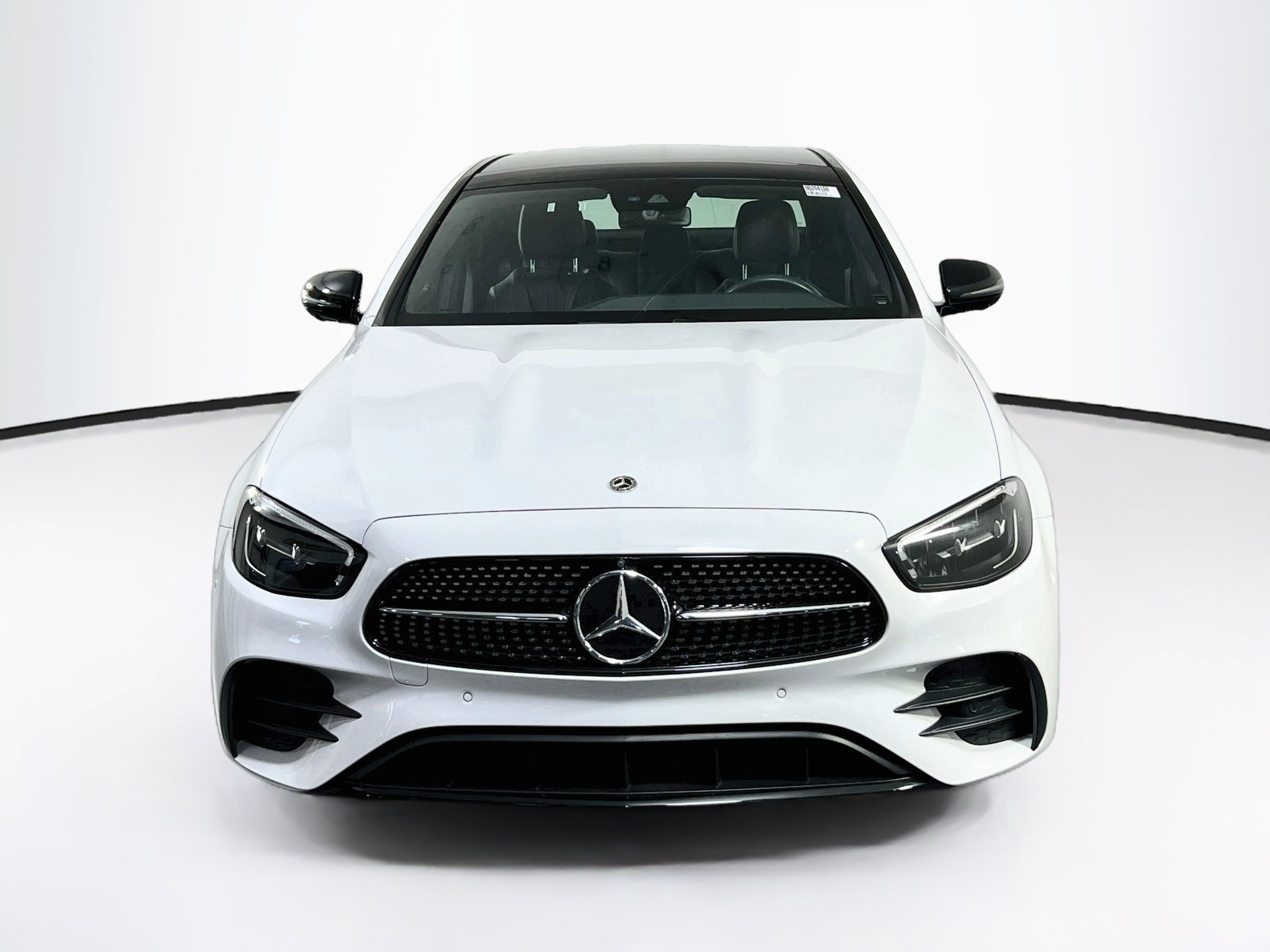 Used 2022 Mercedes-Benz E 350 Sedan image 2