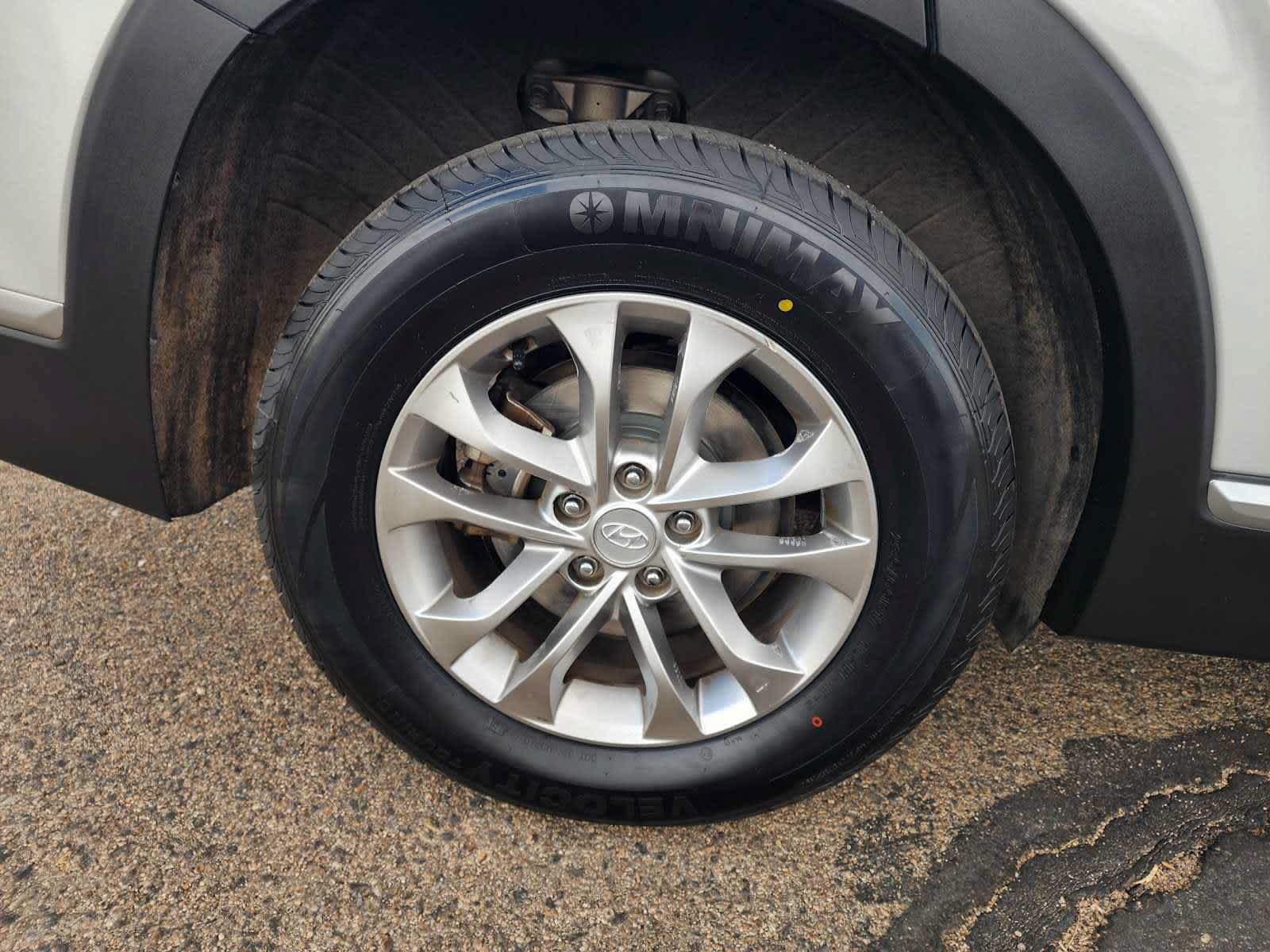 Used 2019 Hyundai Santa Fe SE FWD image 11
