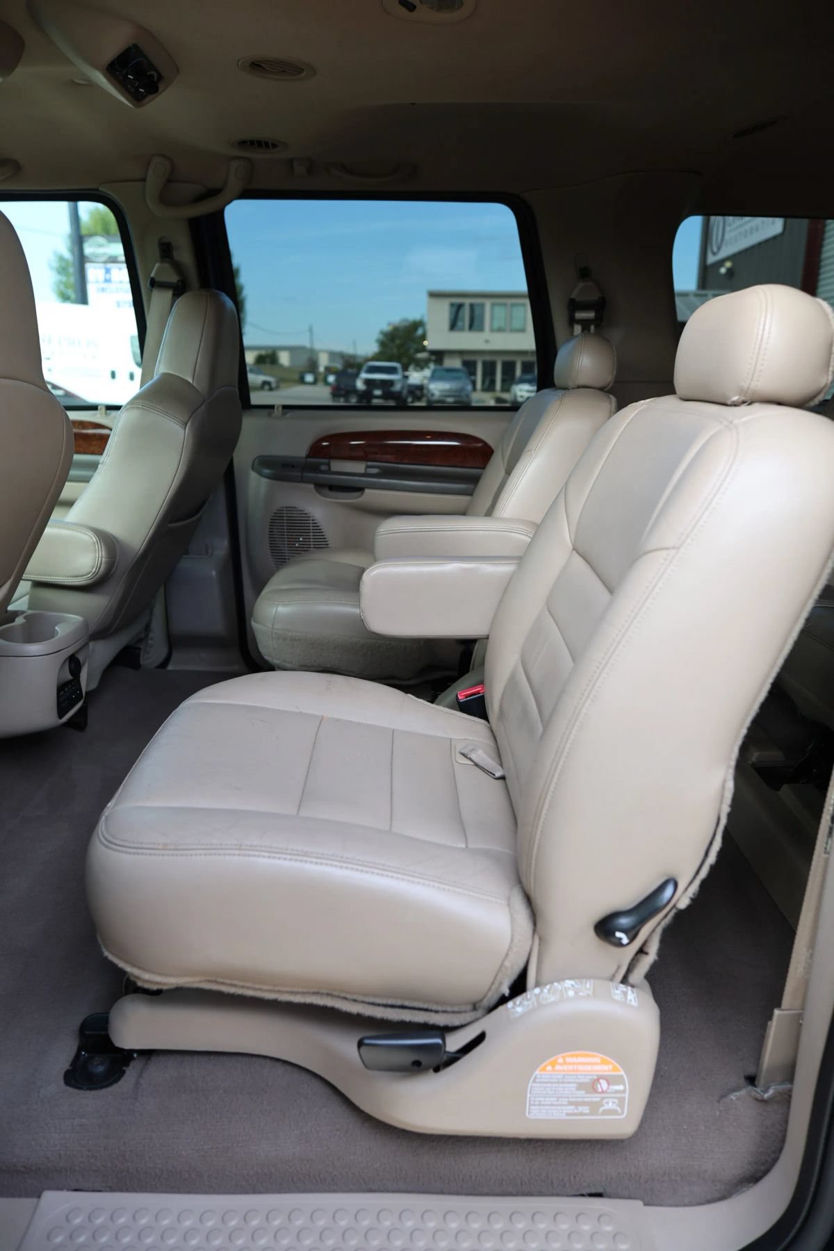 Used 2002 Ford Excursion Limited AWD/4WD image 47