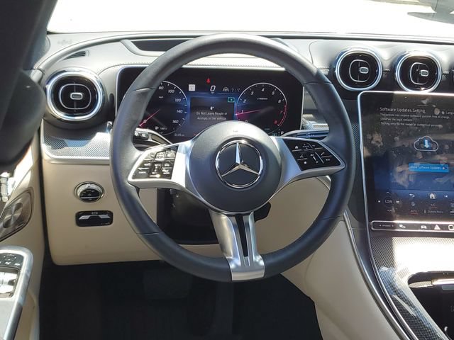 Used 2023 Mercedes-Benz GLC 300 4MATIC image 11