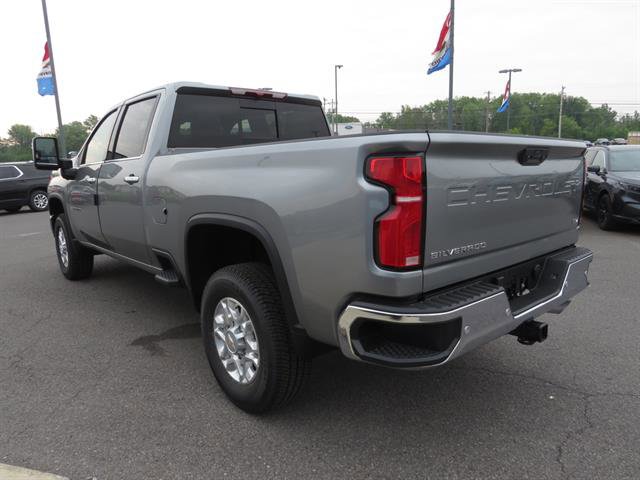 New 2025 Chevrolet Silverado 3500 LTZ w/ LTZ Convenience Package image 6