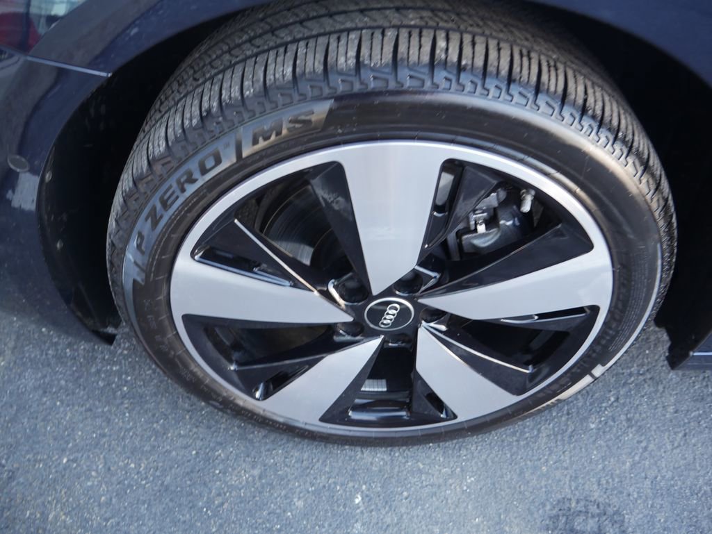 Used 2025 Audi A5 2.0T Premium Plus Sedan w/ Premium Plus image 11