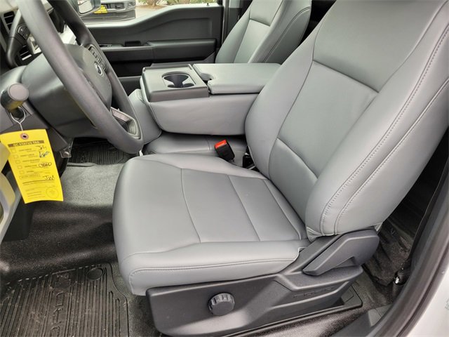 New 2026 Ford F250 XL w/ XL Chrome Package image 15