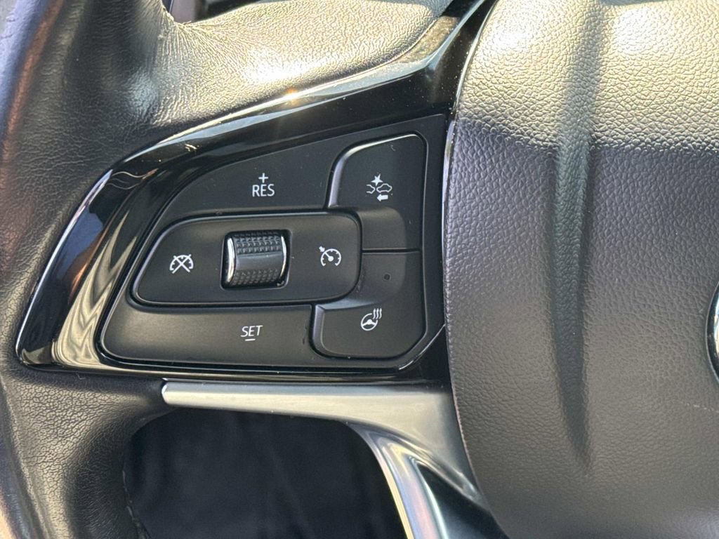 Used 2023 Buick Enclave Avenir w/ Avenir Technology Package image 23