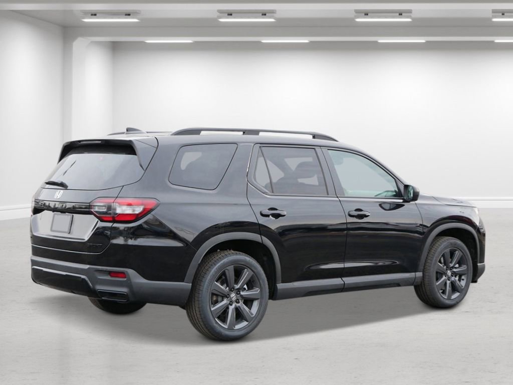 New 2026 Honda Pilot Sport image 5