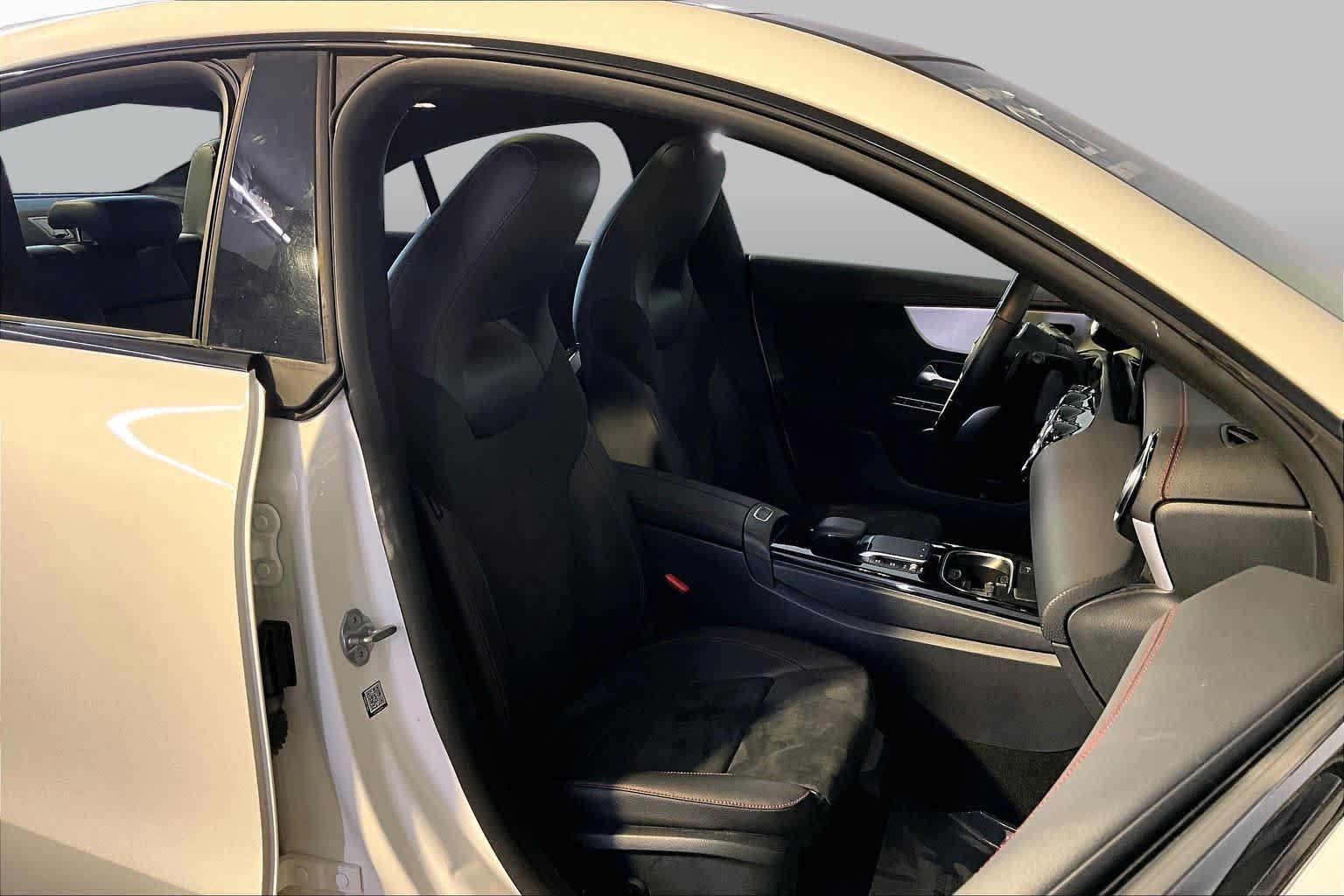 Used 2021 Mercedes-Benz CLA 250 4MATIC image 8
