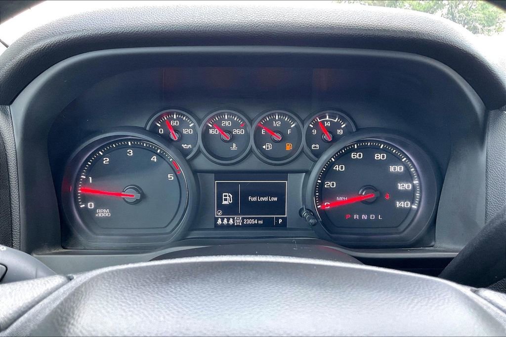 Used 2025 Chevrolet Silverado 2500 Custom w/ Custom Value Package AWD/4WD image 12