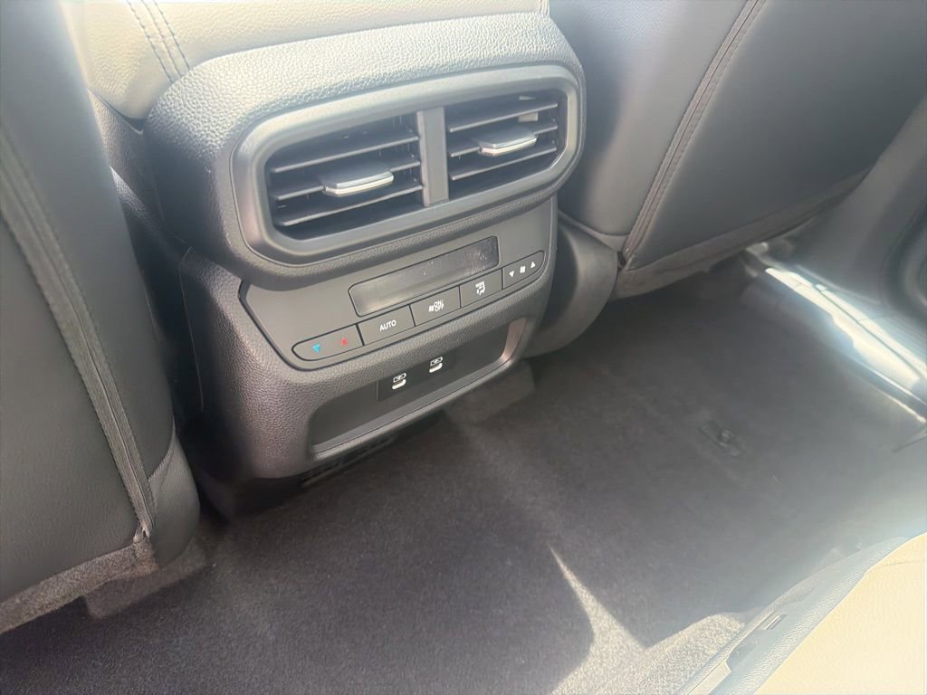 New 2026 Honda Pilot Touring image 21