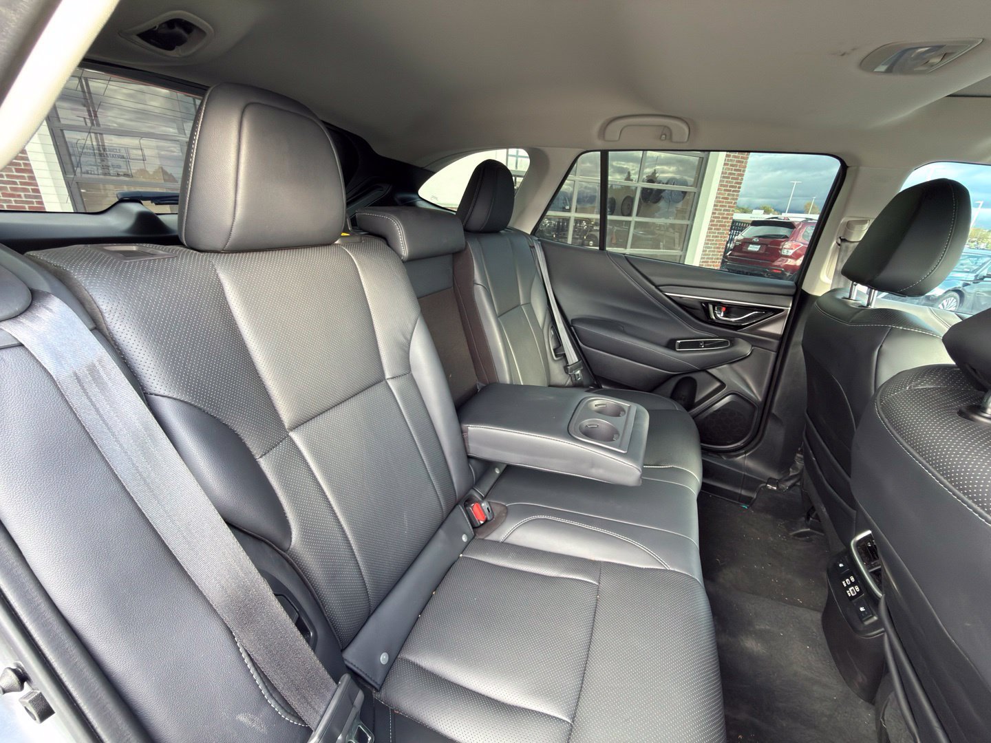 Used 2023 Subaru Outback Touring XT AWD/4WD image 38