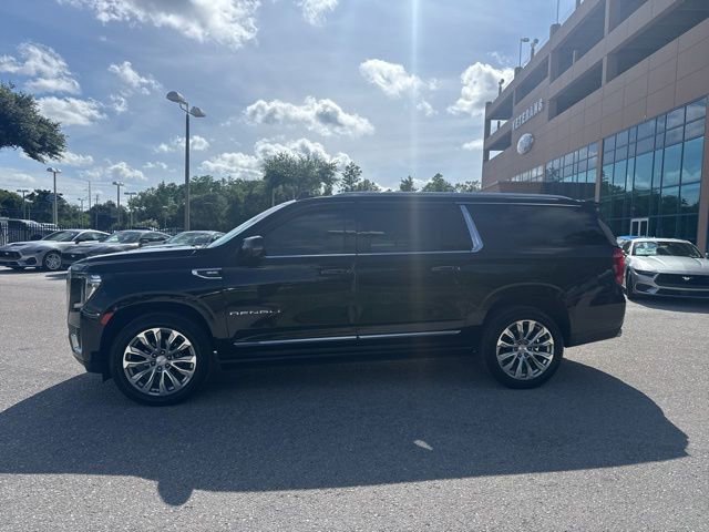 Used 2022 GMC Yukon XL Denali w/ Max Trailering Package RWD image 2