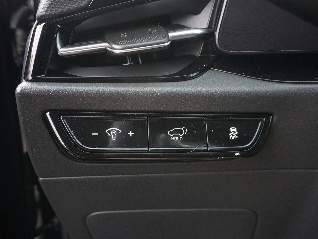 Used 2025 Kia Niro Wind w/ Wind Preserve Package FWD image 33