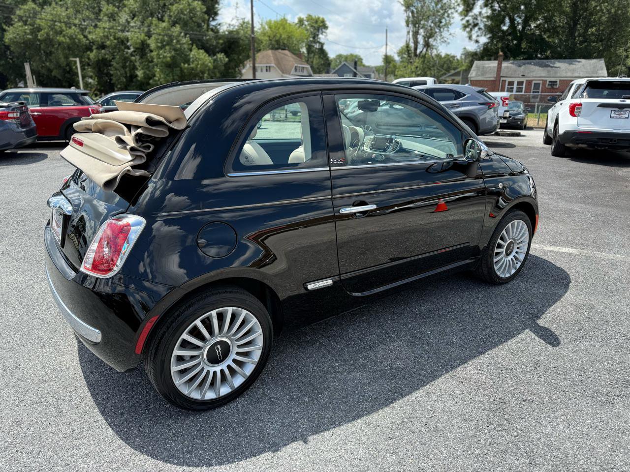 Used 2017 FIAT 500 Lounge image 13