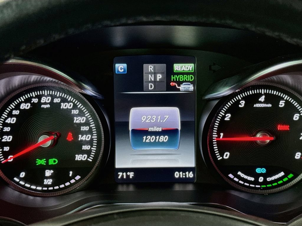 Used 2019 Mercedes-Benz GLC 350e 4MATIC image 14