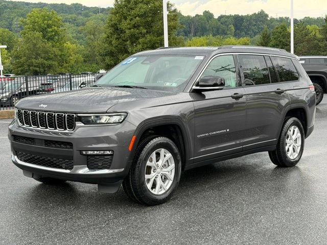 Used 2023 Jeep Grand Cherokee L Limited w/ Luxury Tech Group II AWD/4WD image 11