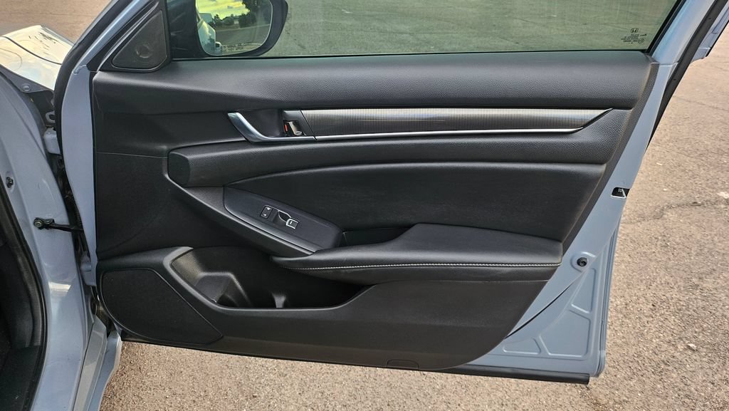 Used 2022 Honda Accord Sport image 17