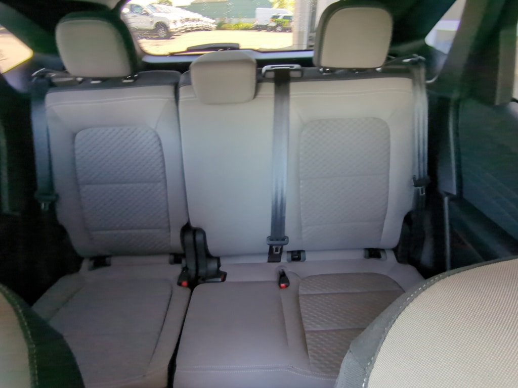 Used 2022 Ford Escape SE image 23