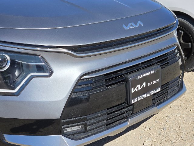 Certified 2025 Kia Niro EX Touring FWD image 5