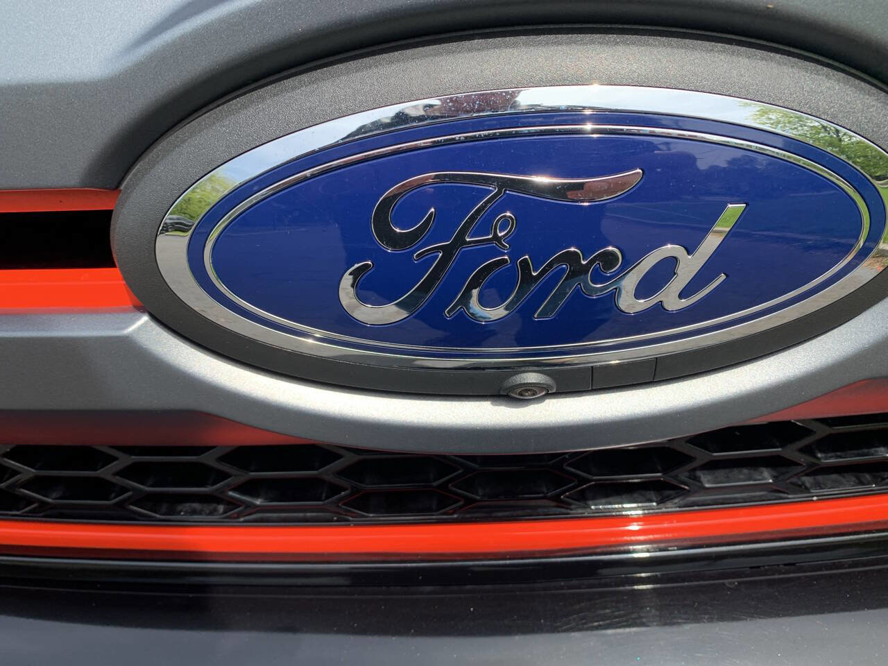 Used 2019 Ford F150 Lariat w/ Equipment Group 502A Luxury AWD/4WD image 24