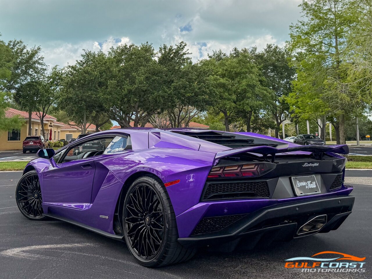 Used 2018 Lamborghini Aventador S image 49