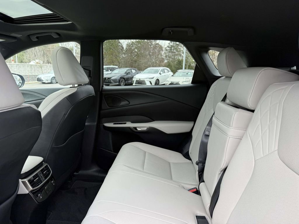 Used 2024 Lexus RX 350 Premium w/ Convenience Package image 16