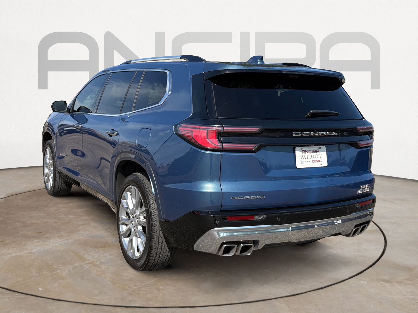 Used 2024 GMC Acadia Denali w/ Super Cruise Package FWD image 8