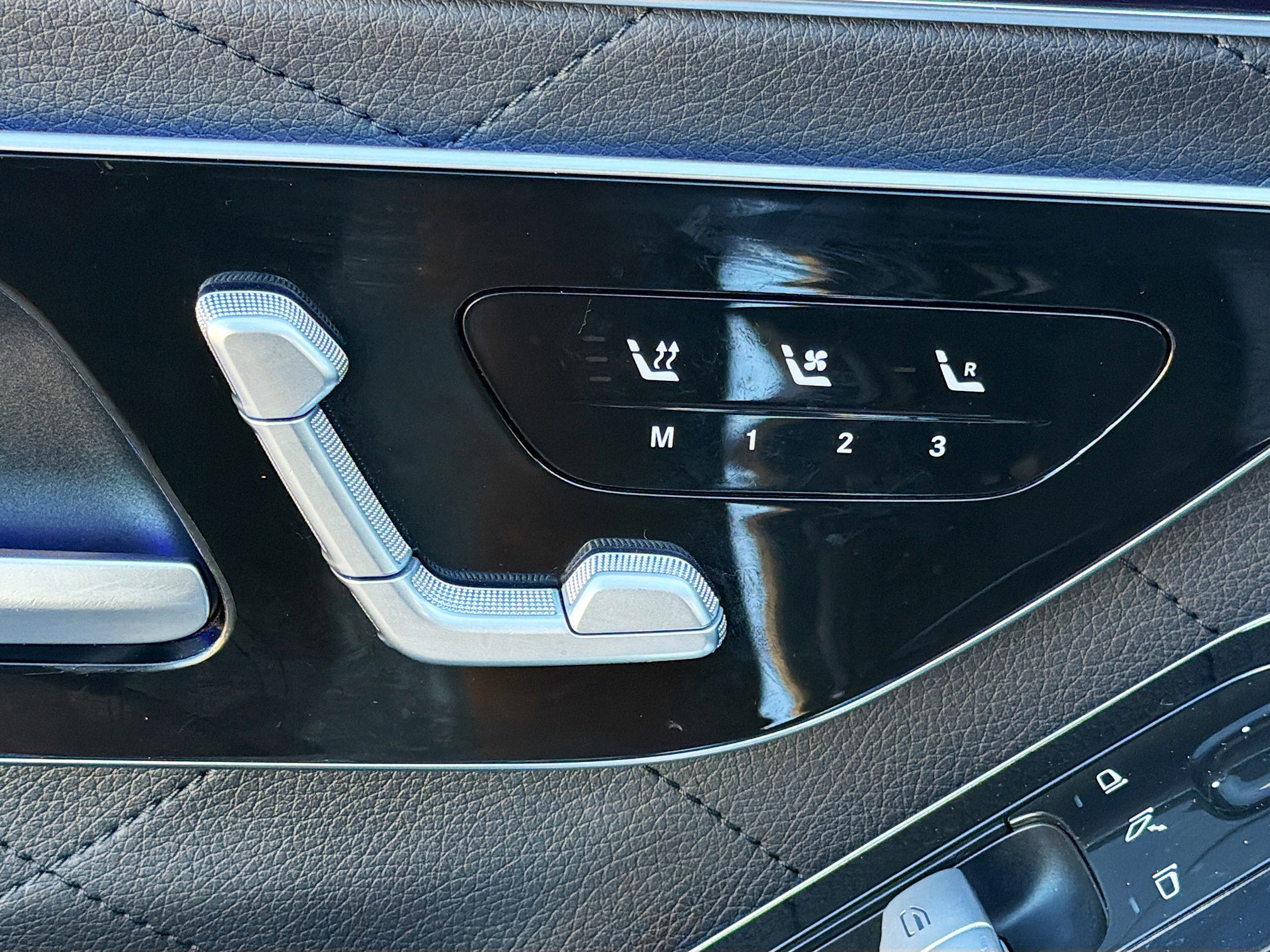 Used 2021 Mercedes-Benz S 580 4MATIC Sedan image 26