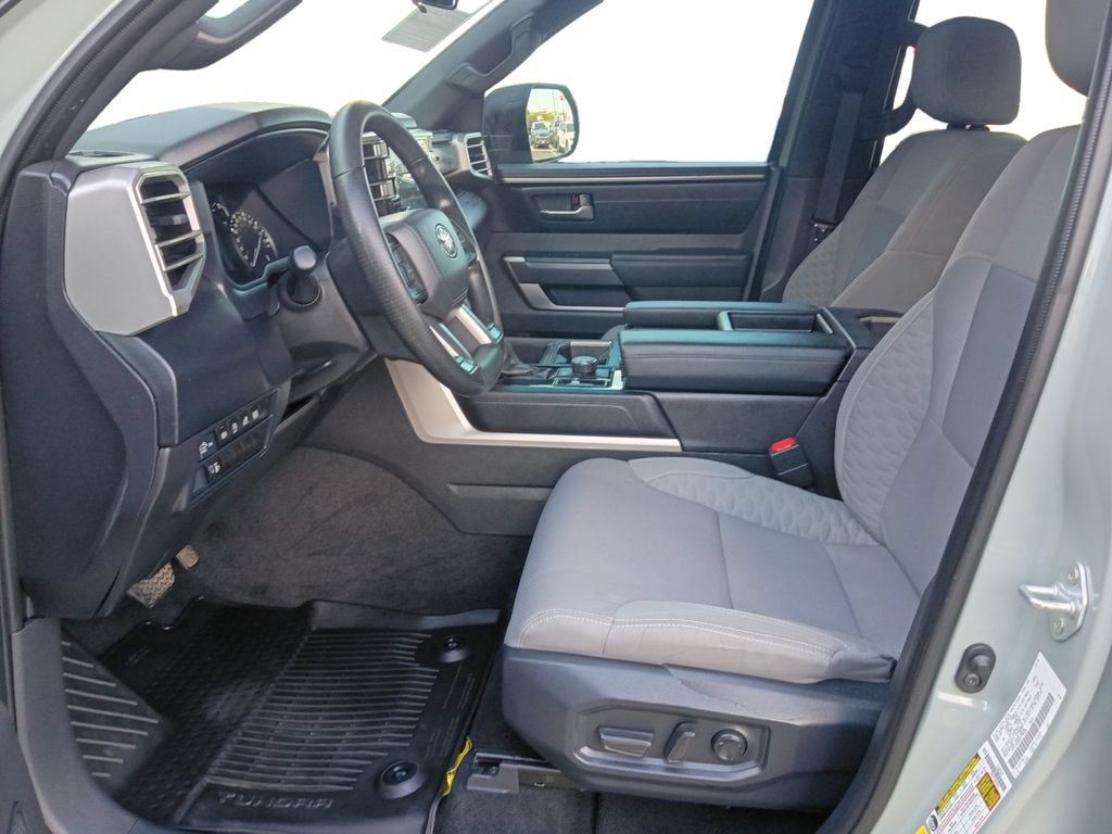 Used 2025 Toyota Tundra SR5 AWD/4WD image 19