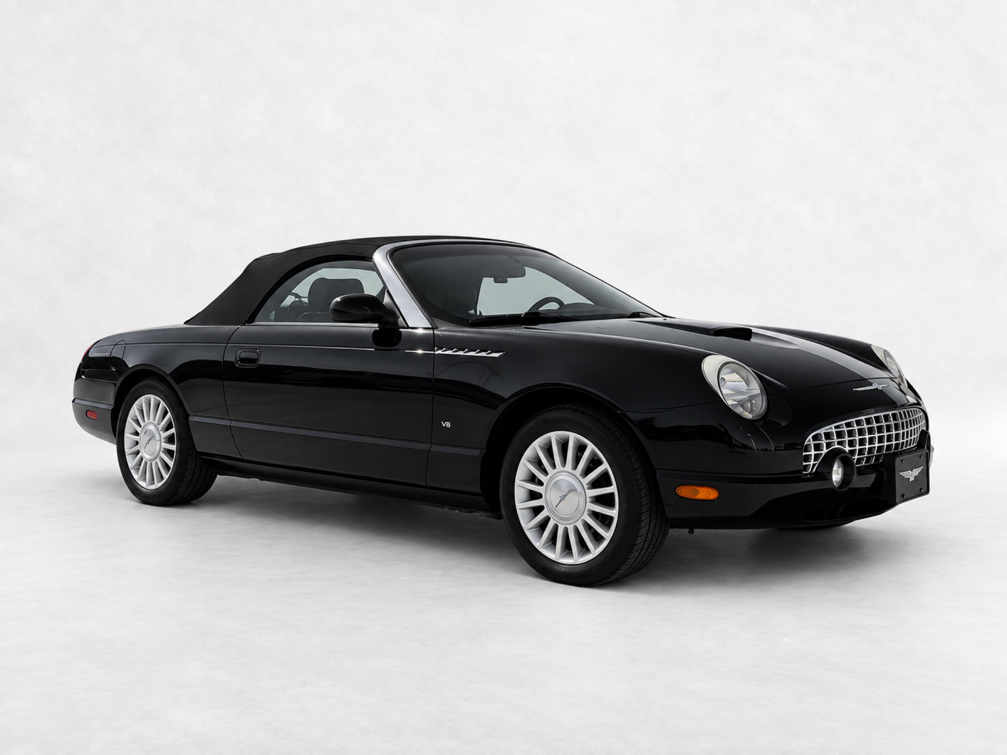 Used 2004 Ford Thunderbird RWD image 7