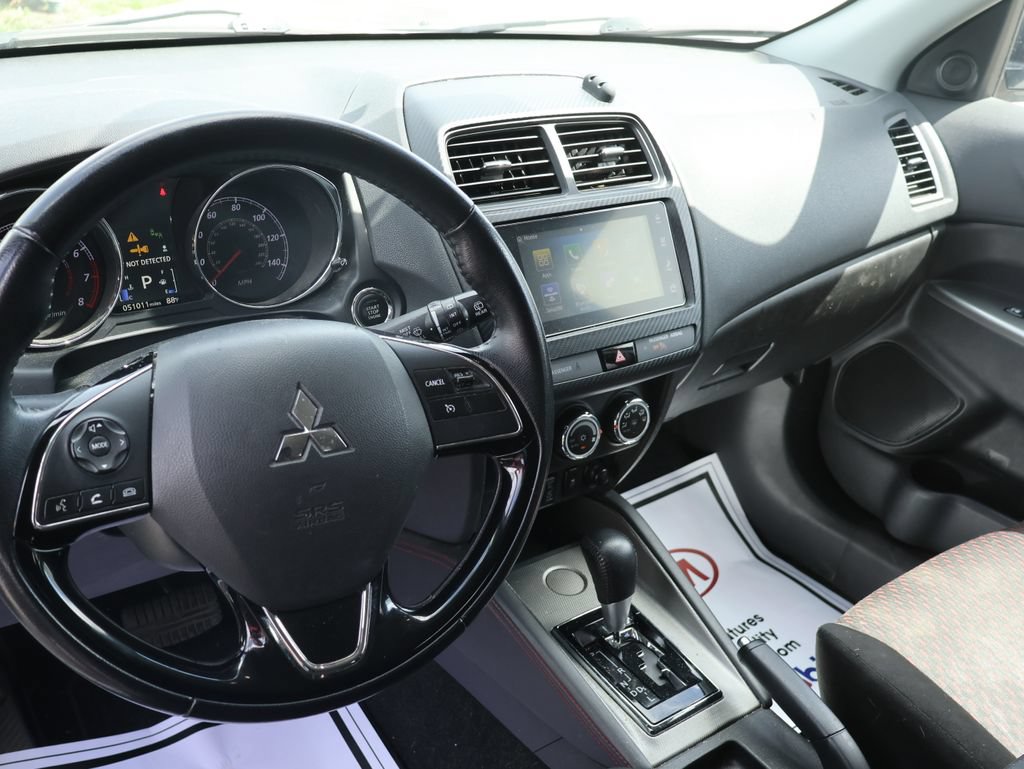 Used 2019 Mitsubishi Outlander Sport SE FWD image 26