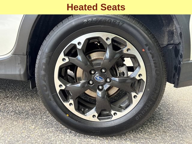 Certified 2022 Subaru Crosstrek 2.0i Premium w/ Moonroof Package AWD/4WD image 9