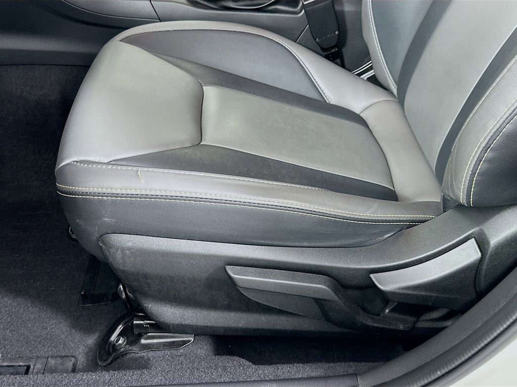 Used 2021 Subaru Crosstrek 2.5i Sport w/ Moonroof Package image 19