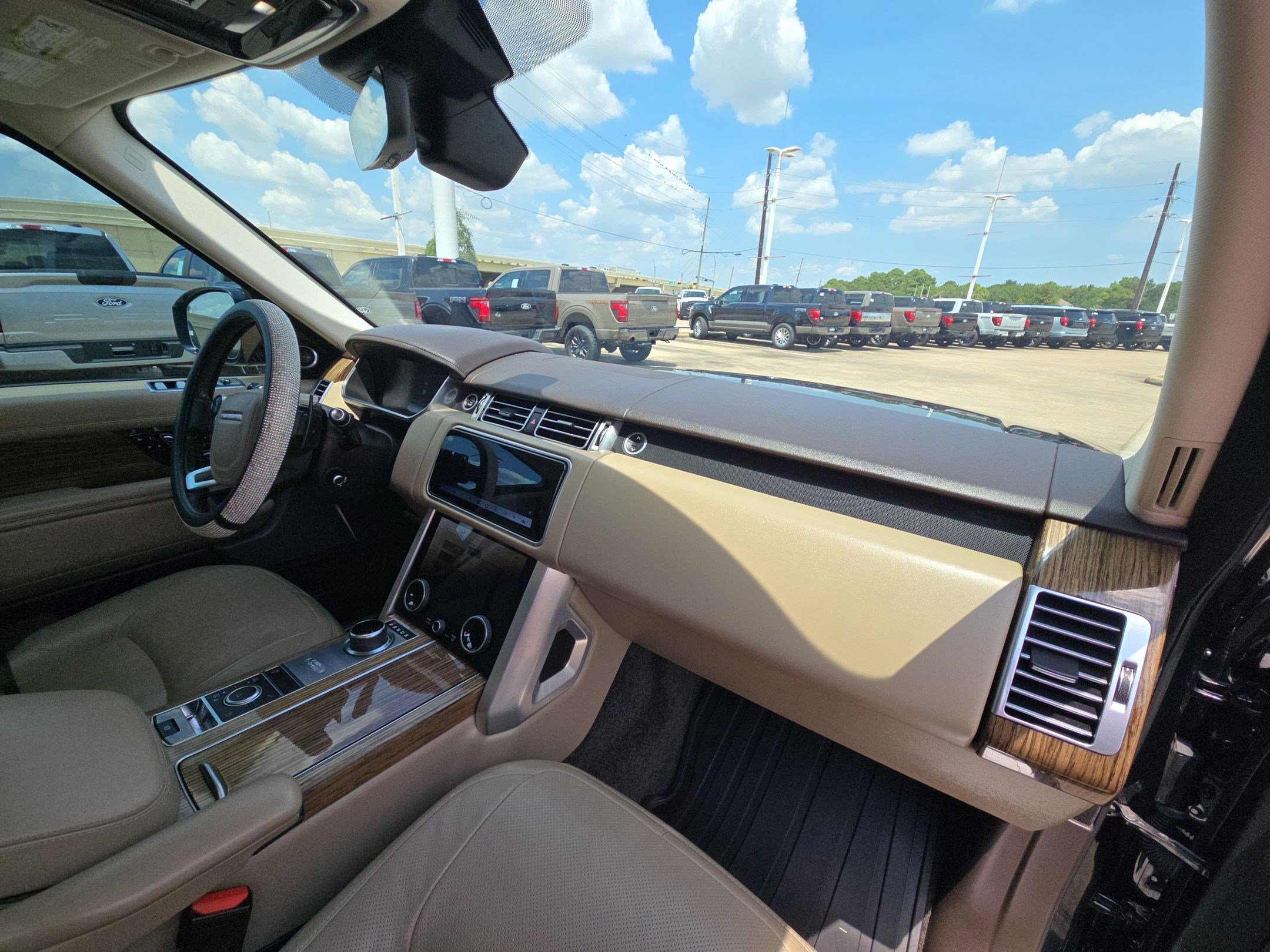 Used 2019 Land Rover Range Rover HSE AWD/4WD image 41