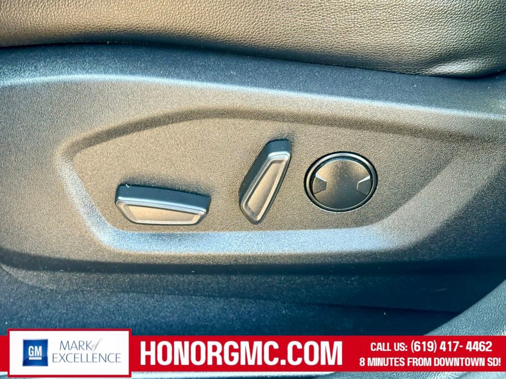 Used 2024 Ford Edge Titanium AWD/4WD image 14