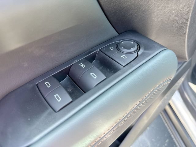 New 2026 GMC Terrain AT4 w/ Convenience Package III AWD/4WD image 13
