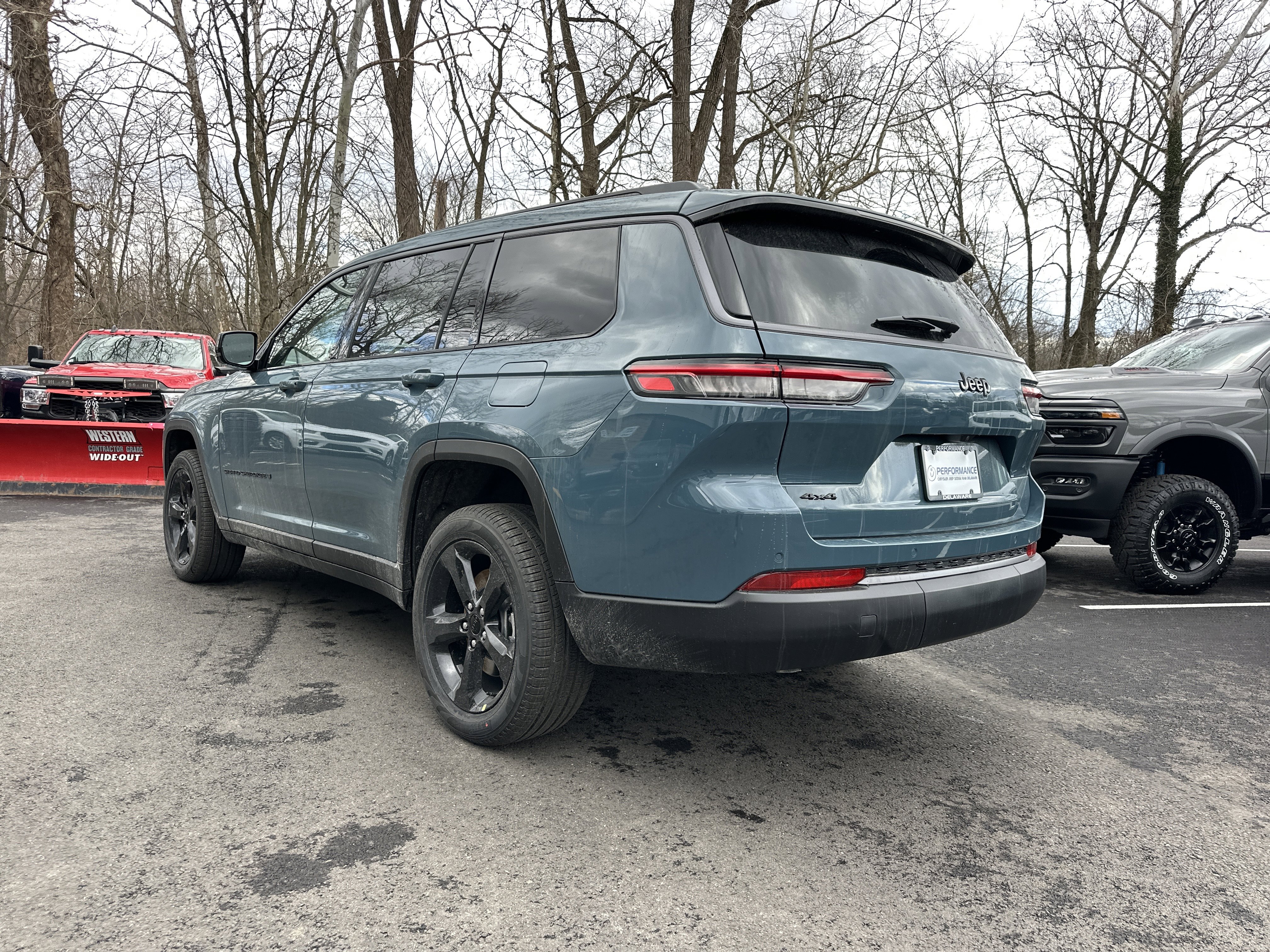 New 2026 Jeep Grand Cherokee L Limited w/ Limited Altitude Package AWD/4WD image 27
