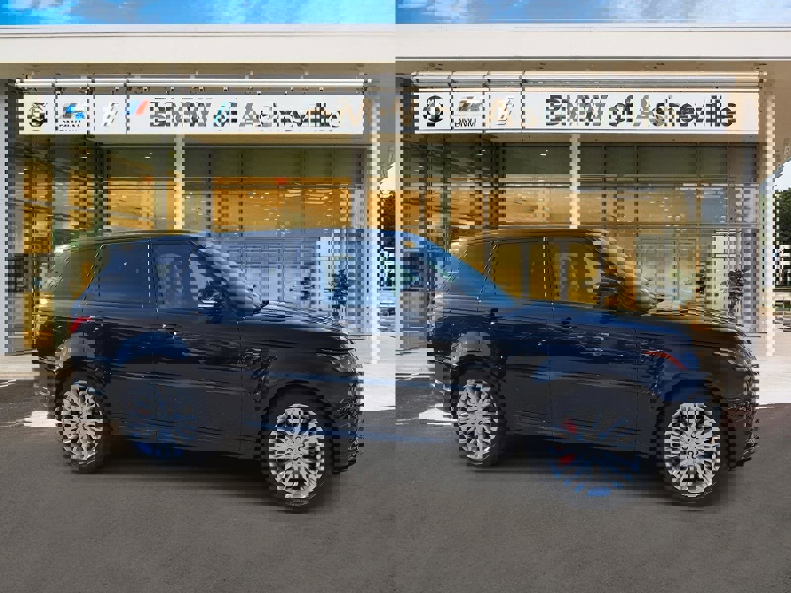 Used 2018 Land Rover Range Rover Sport Supercharged image 1