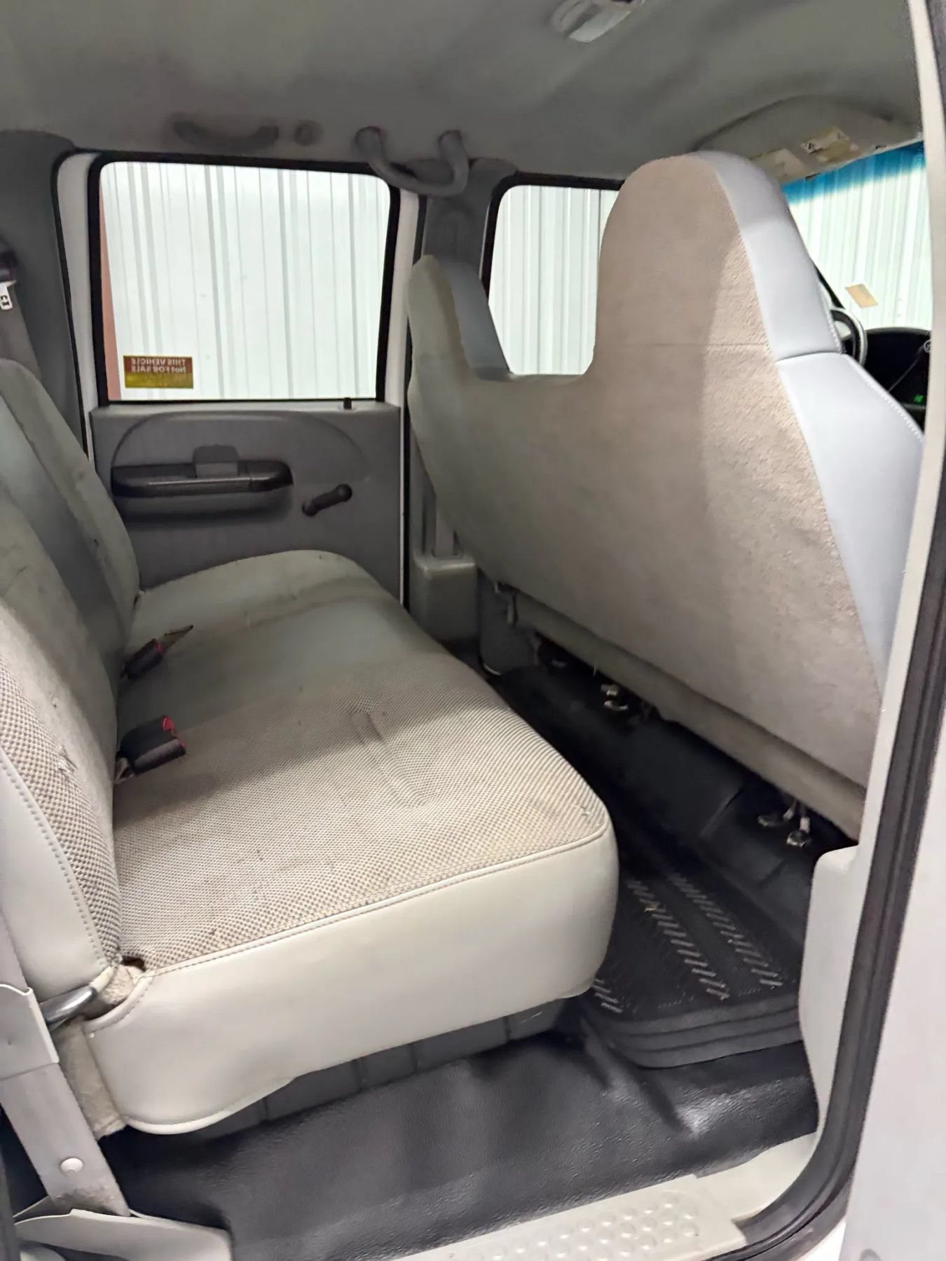 Used 2005 Ford F450 2WD Crew Cab Super Duty image 32
