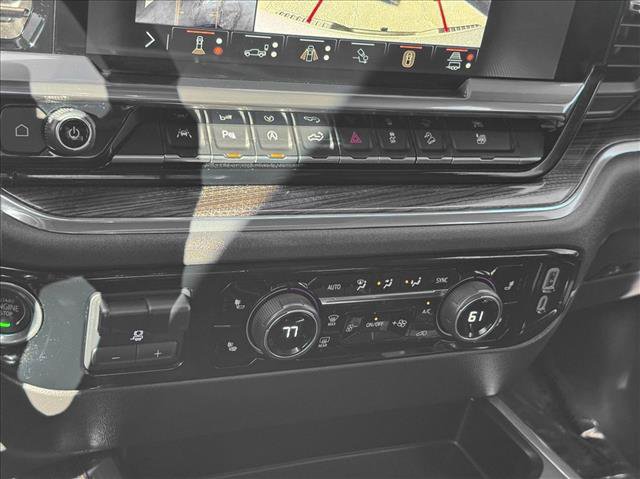 Used 2024 Chevrolet Silverado 1500 LT Trail Boss w/ LT Trail Boss Premium Package image 16