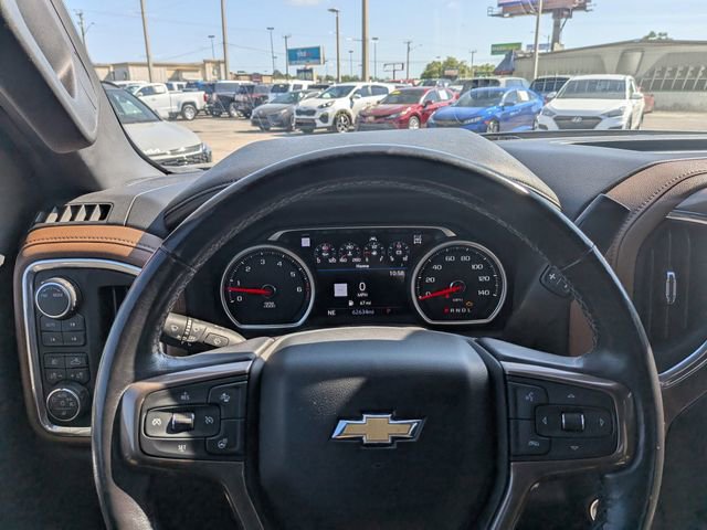 Used 2022 Chevrolet Silverado 1500 High Country w/ Technology Package image 30