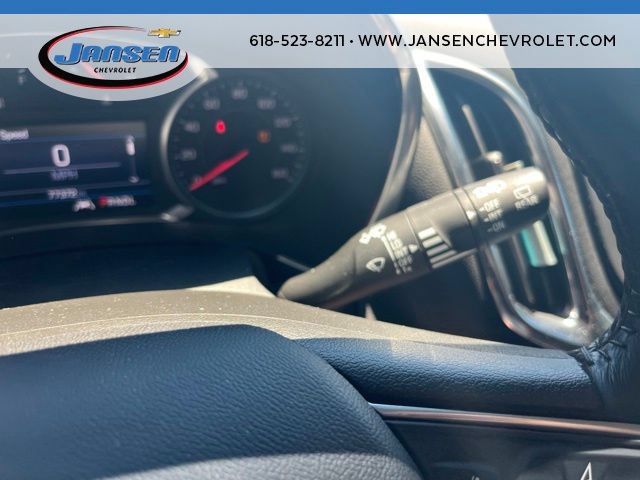Used 2019 Chevrolet Equinox LT w/ Driver Convenience Package FWD image 18