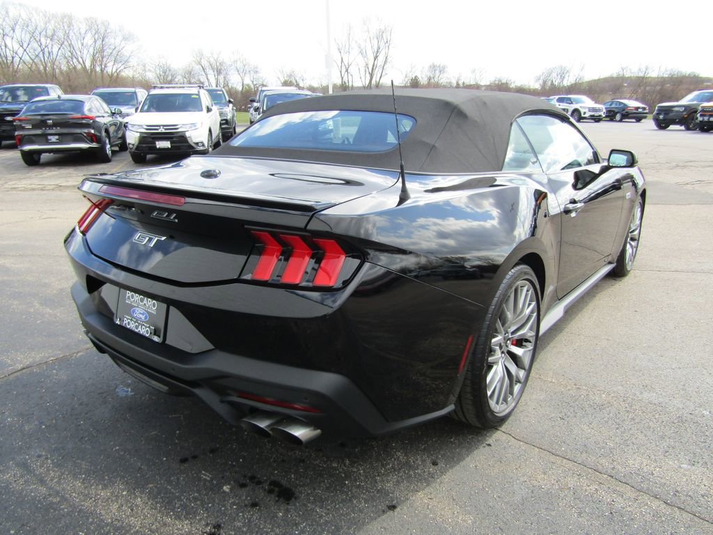 Used 2025 Ford Mustang GT Premium RWD image 12