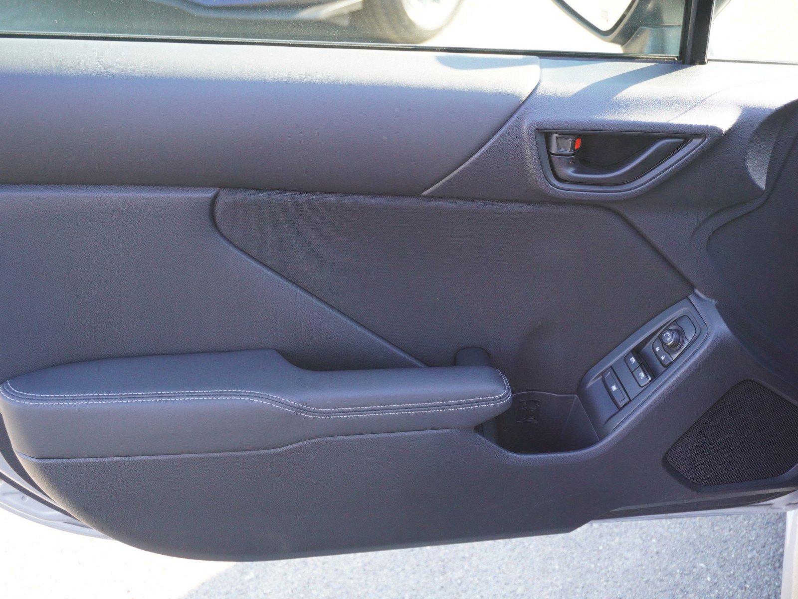Used 2023 Toyota GR86 RWD image 11