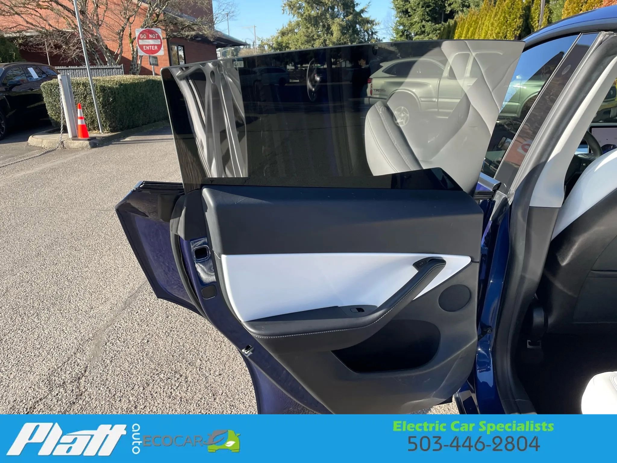 Used 2020 Tesla Model Y Long Range image 36