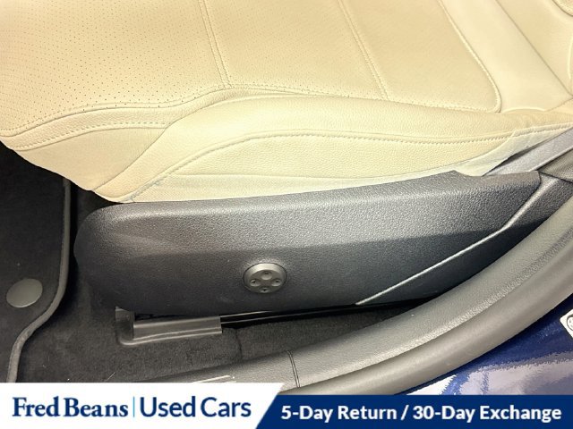 Used 2023 Mercedes-Benz C 300 4MATIC Sedan image 40