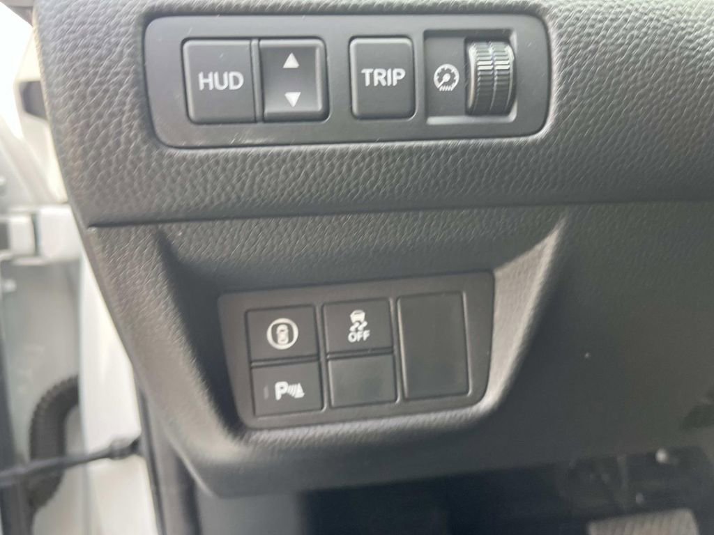 Used 2021 Honda Accord Touring image 29