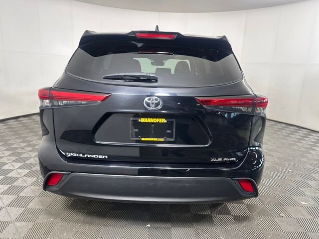 Used 2022 Toyota Highlander XLE image 4