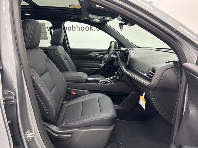 New 2026 Chevrolet Traverse LT w/ Sun and Wheel Package image 33