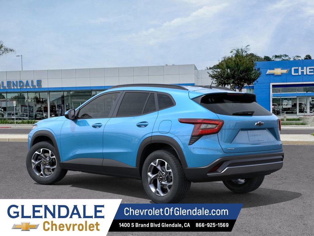 New 2026 Chevrolet Trax LT w/ Driver Confidence Package image 3