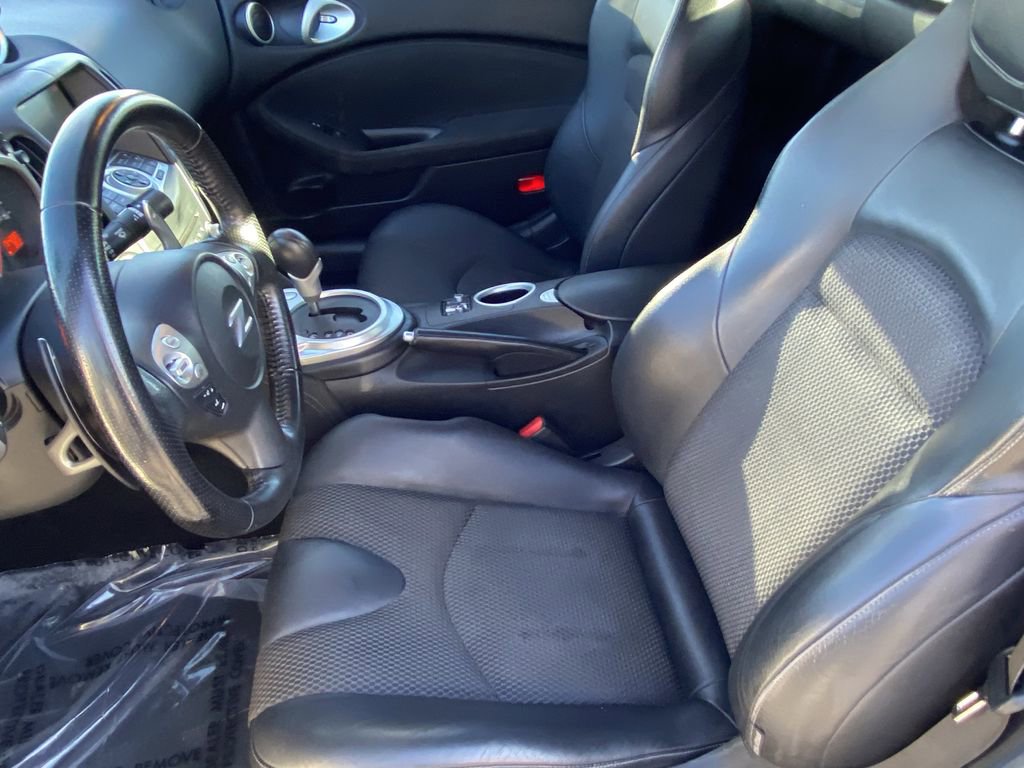 Used 2016 Nissan 370Z Touring image 13