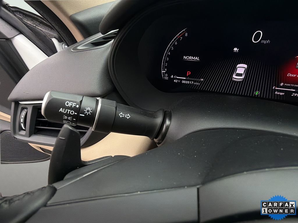 Used 2025 Acura TLX w/ Technology Package image 37